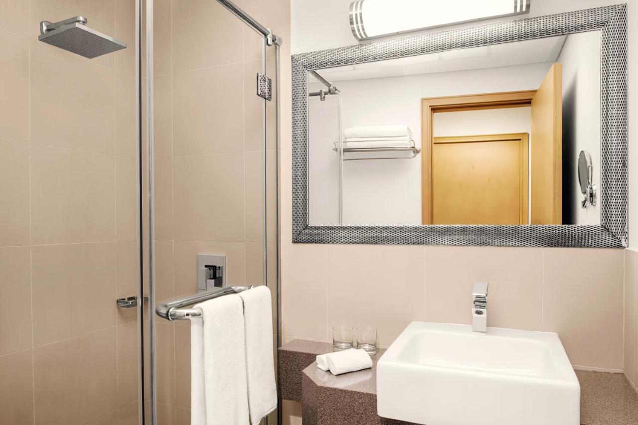 Adagio Premium Dubai Al Barsha Exterior foto